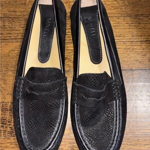 Vaneli Black Suede Flat Loafer 10N